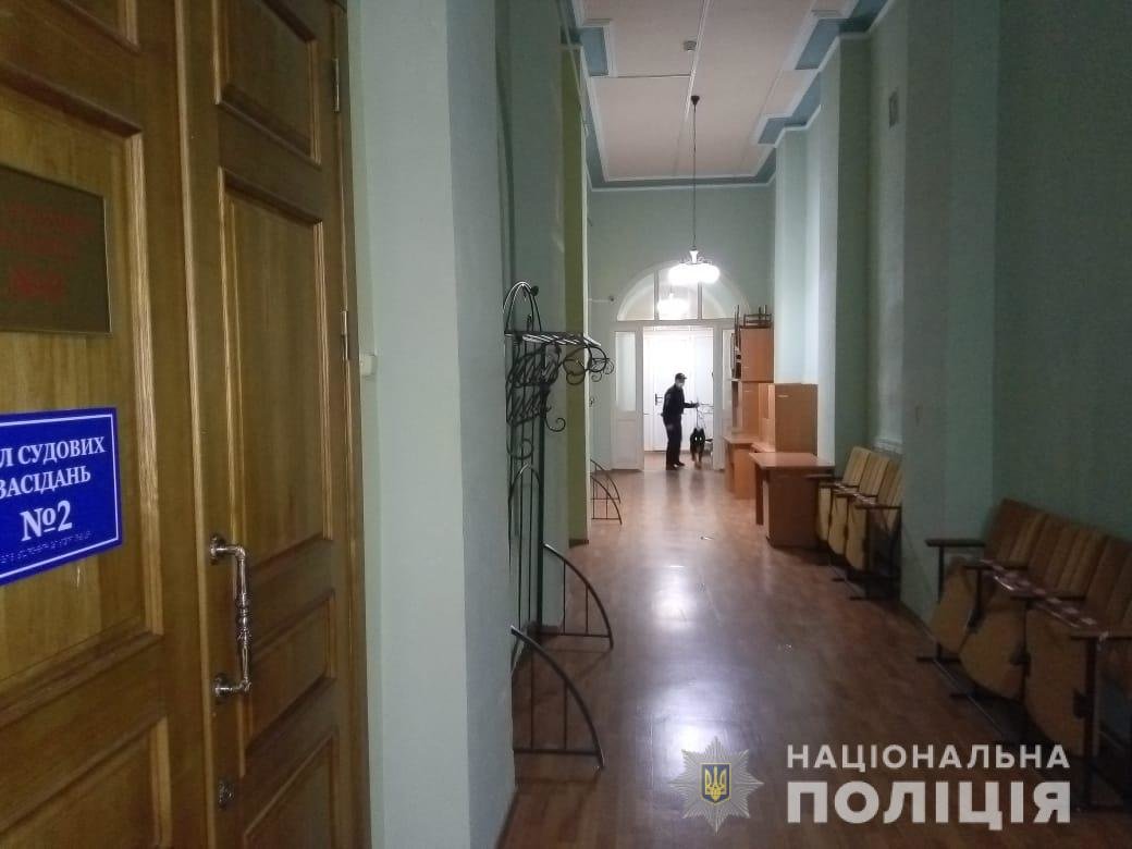  �������� ����������� ���� ������������ 300 ���� 