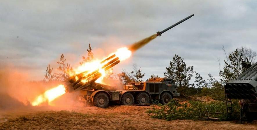 Війська Росії минулої доби із артилерії та мінометів обстріляли три райони Харківщини: пошкоджені приватні будинки