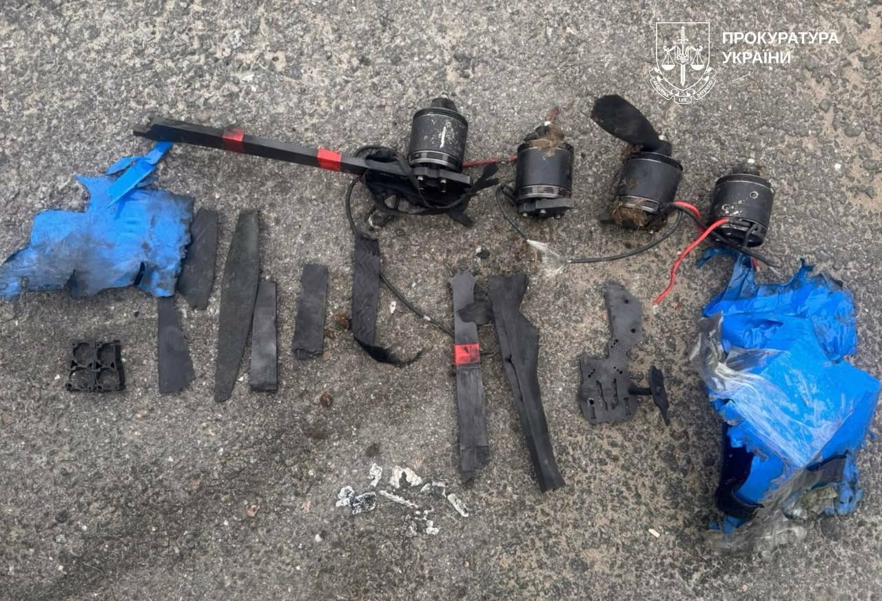 Удари по авто та біля метро: росіяни влаштували серію атак на Харків FPV-дронами, є загиблий та постраждалі