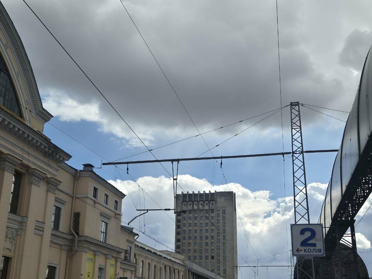 На Харківщині скасували до десятка електропотягів, їздити рекомендують автобусами