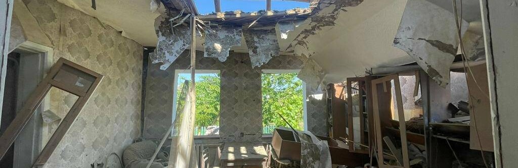 На Харківщині за добу окупанти обстріляли чотири райони: зруйновано приватний будинок, пошкоджено автомобіль,- ФОТО