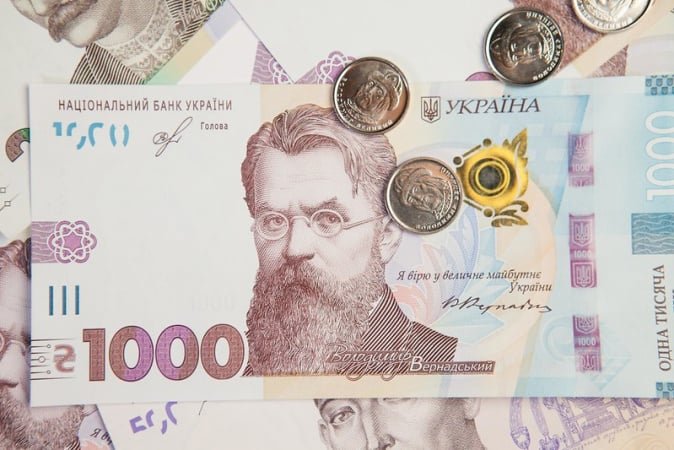 В Україні розмір середньомісячної зарплати зріс до майже 18 тисяч гривень