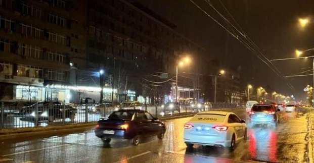 У Харкові  увімкнули освітлення вже на одній тисячі вулиць