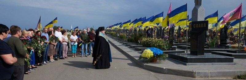 У Харкові вшанували пам'ять полеглих захисників та захисниць України, - ФОТО