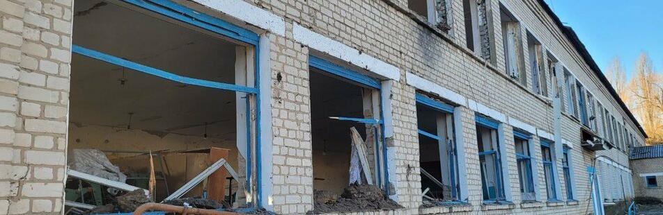 У Купʼянському районі російська ракета впала біля ліцею