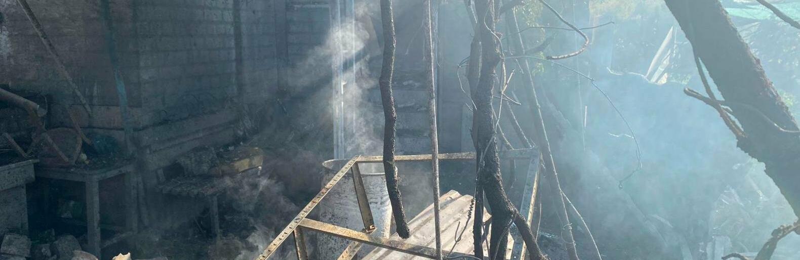 На Харківщині за добу окупанти обстріляли Вовчанськ та чотири райони: пошкоджені будинки, сталися пожежі