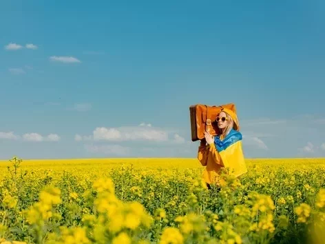 Старт періода літніх відпусток: як безпечно та цікаво відпочити в Україні
