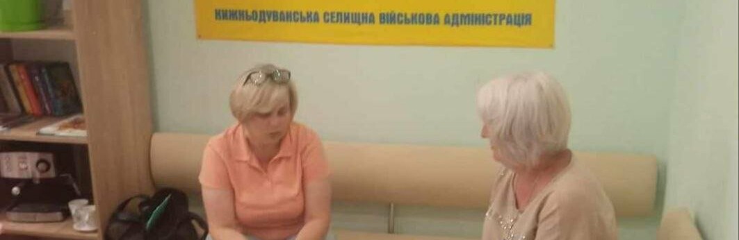 Переселенці з Луганщини у Харкові можуть отримати коннсультації лікаря, психолога та скористатися послугами перукаря
