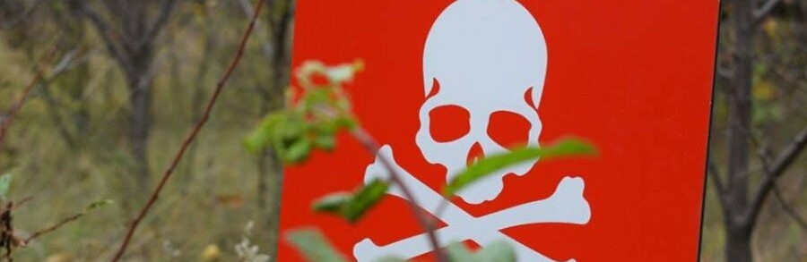 У Харківській області на міні підірвався чоловік: його госпіталізовано