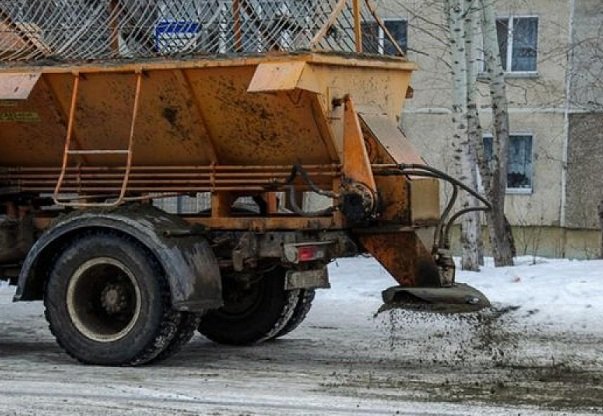 У Харкові на зиму для доріг планують закупити 20 тисяч тонн солі