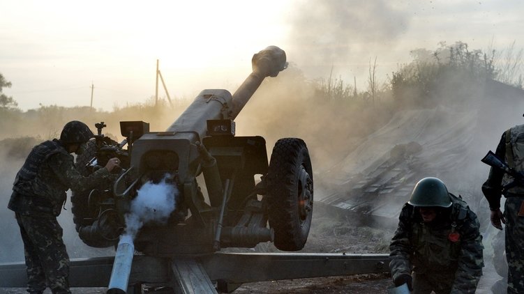 Окупанти за добу обстріляли три райони Харківщини: поранено шість людей