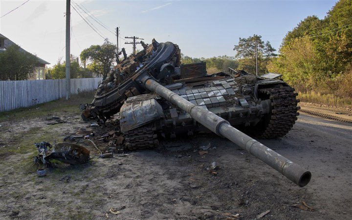 Захисники України з початку російського вторгнення знищили майже 217 тисяч окупантів