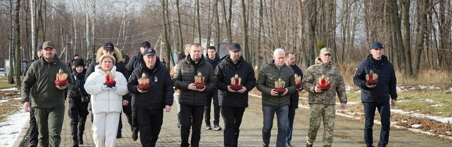 На Харківщині вшанували пам’ять жертв Голодоморів