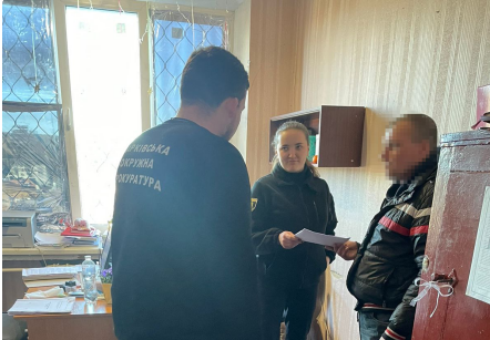 Допомагав окупантам та грабував односельців: на Харківщині повідомлено про підозру черговому колаборанту
