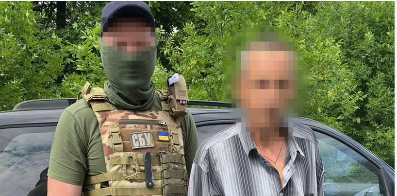 Знімав пропагандистські ролики про 