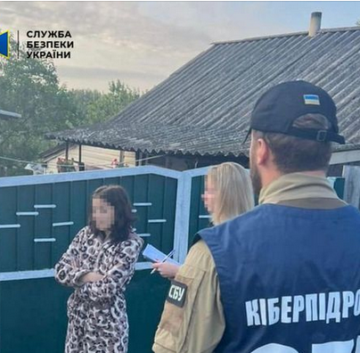Повідомлено про підозру колаборантці, яка впроваджувала російські «стандарти освіти» на Харківщині, - ФОТО