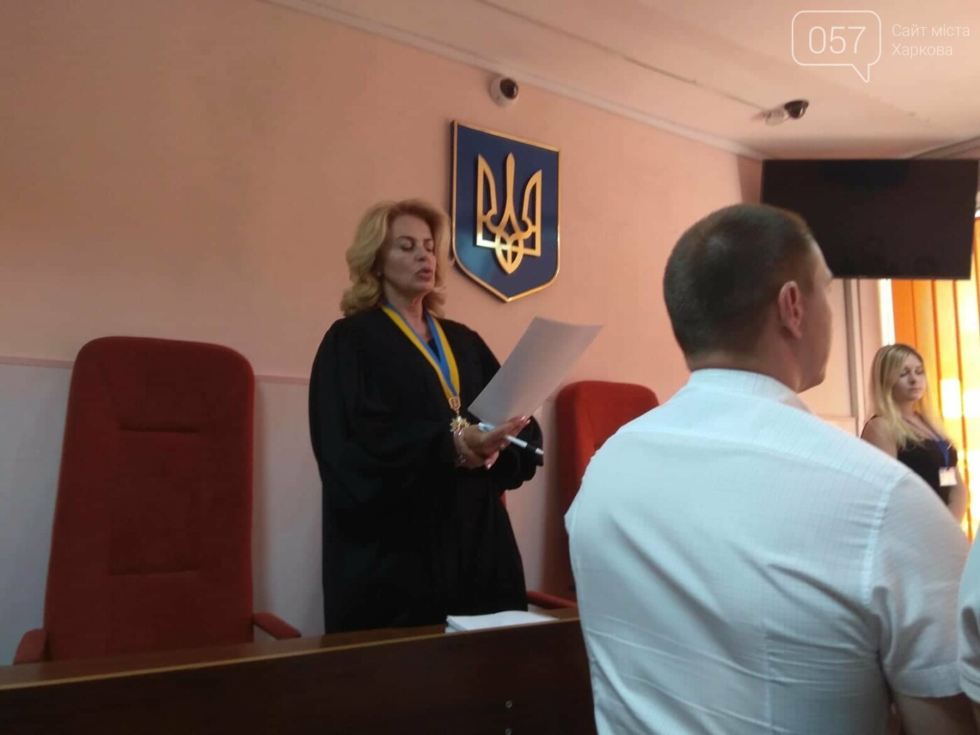 Избиение харьковского оператора. Суд отправил под домашний..., фото-3 Избиение харьковского оператора. Суд отправил под домашний арест еще двоих подозреваемых, - ОНЛАЙН-ТРАНСЛЯЦИЯ, фото-3