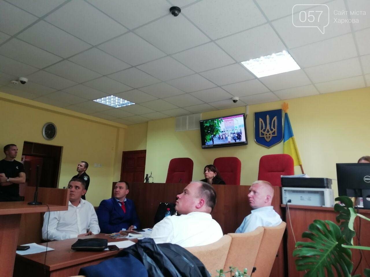 Суд по избиению Макарюка: одному подозреваемому изменили ме..., фото-2 Суд по избиению Макарюка: одному подозреваемому изменили меру пресечения, второму продлили, - ФОТО, фото-2