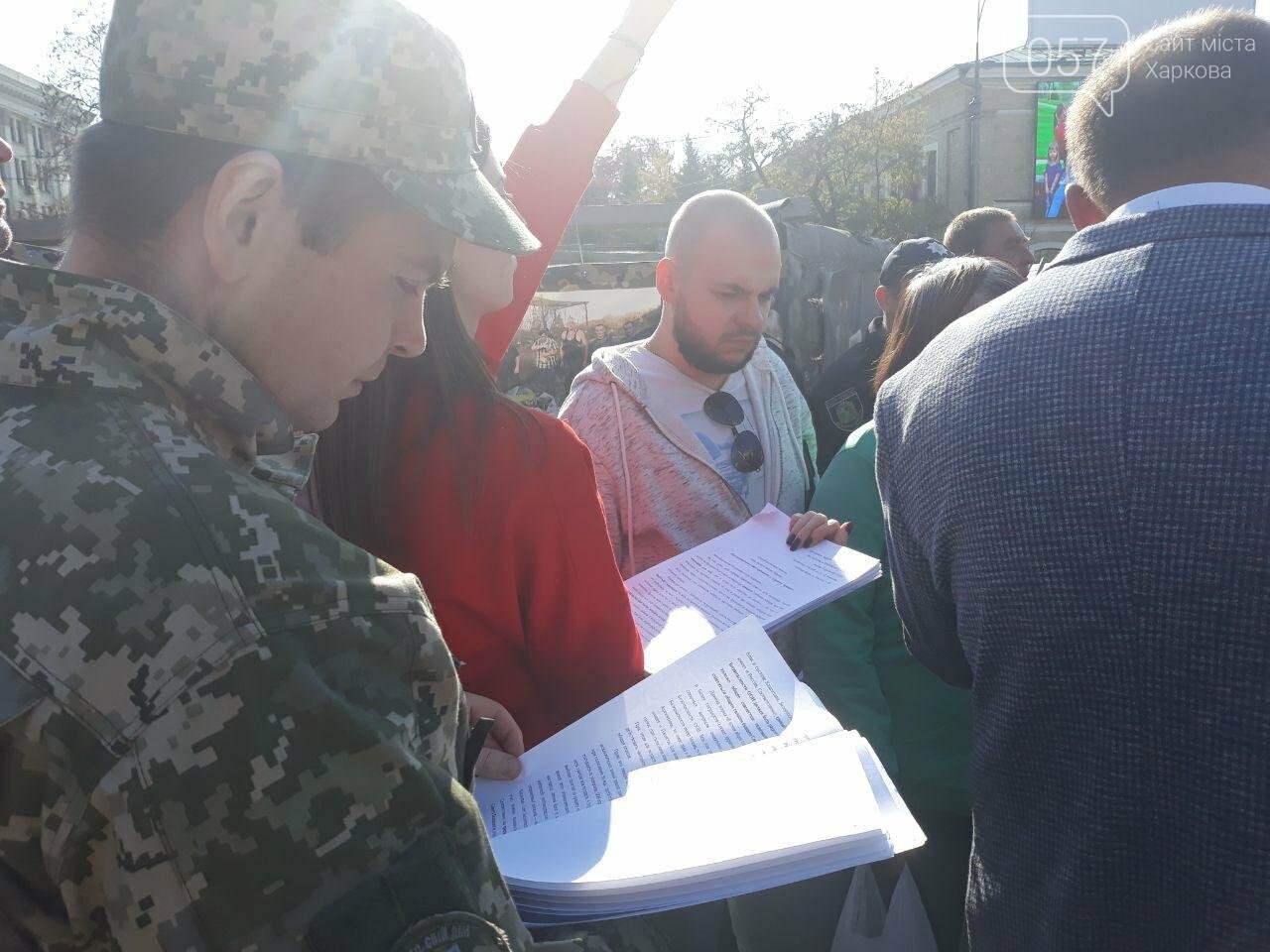 «Мы не будем вставать на колени перед Путиным»: в Харькове..., фото-16 «Мы не будем вставать на колени перед Путиным»: в Харькове активисты митинговали против «формулы Штайнмайера», - ФОТО, фото-16