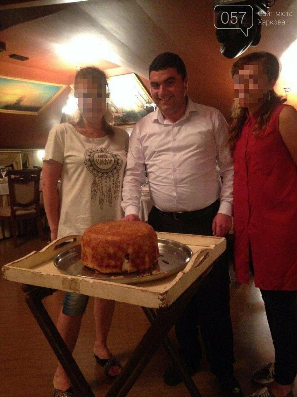 Из Харькова в Баку. Девичья башня, умывание огнем и наскал..., фото-10 Из Харькова в Баку. Девичья башня, умывание огнем и наскальные первобытные рисунки, - ФОТО, фото-10
