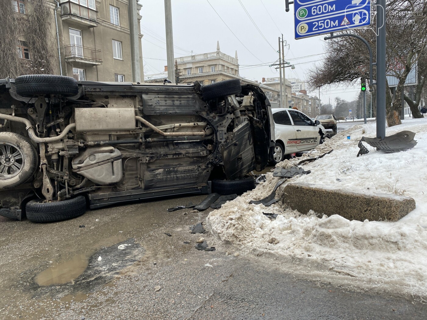 Hyundai помощь на дорогах