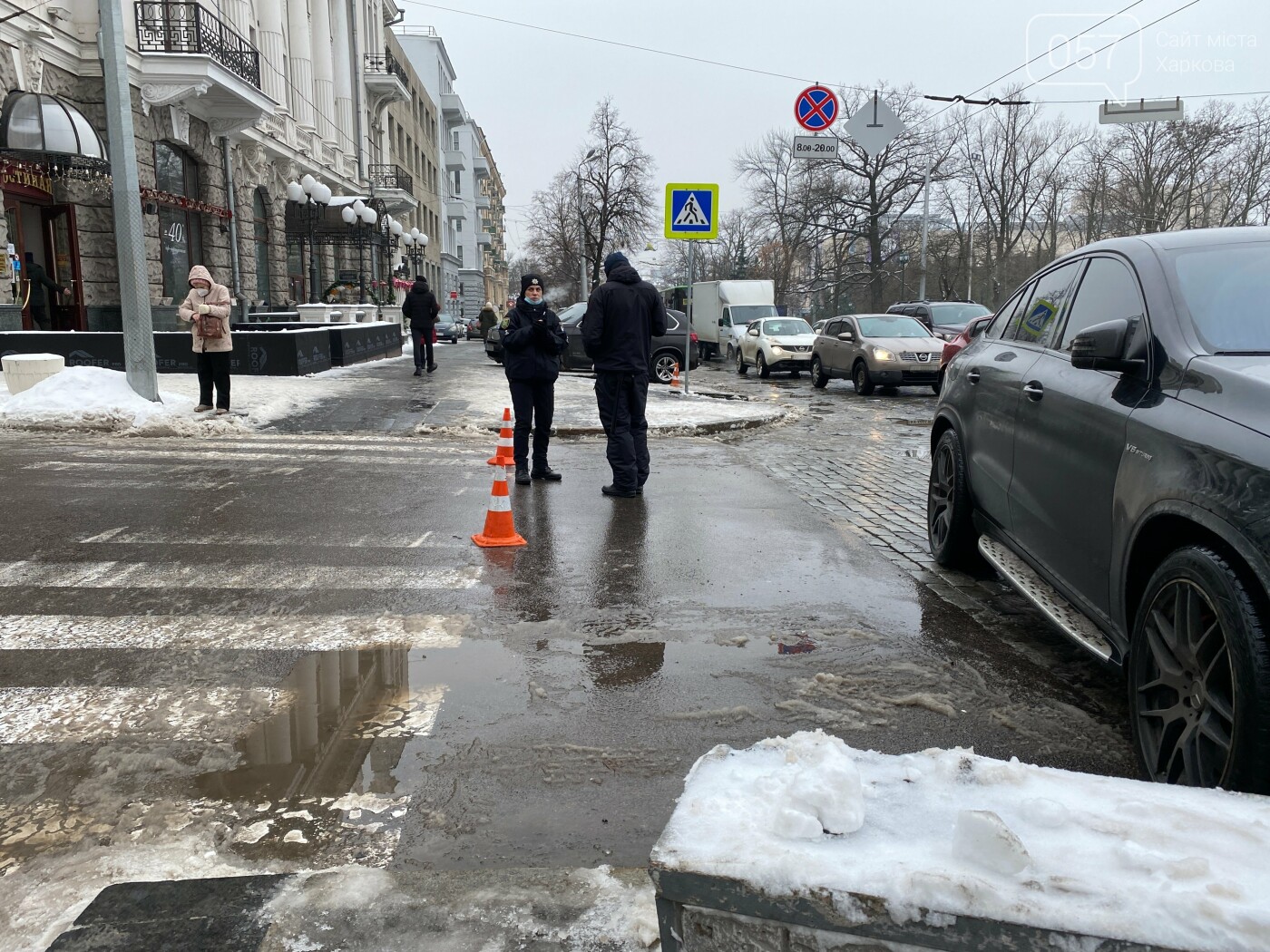 На Сумской возле памятника Шевченко произошло тройное ДТП: машины столкнулись «паровозиком», - ФОТО, фото-3
