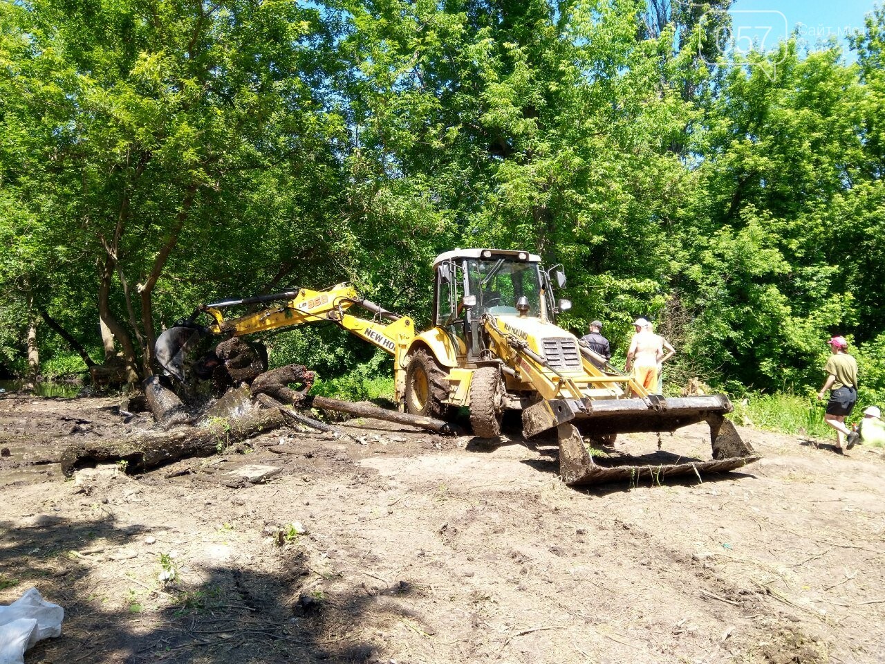 Фото: участники экоакции «Чистые Уды»