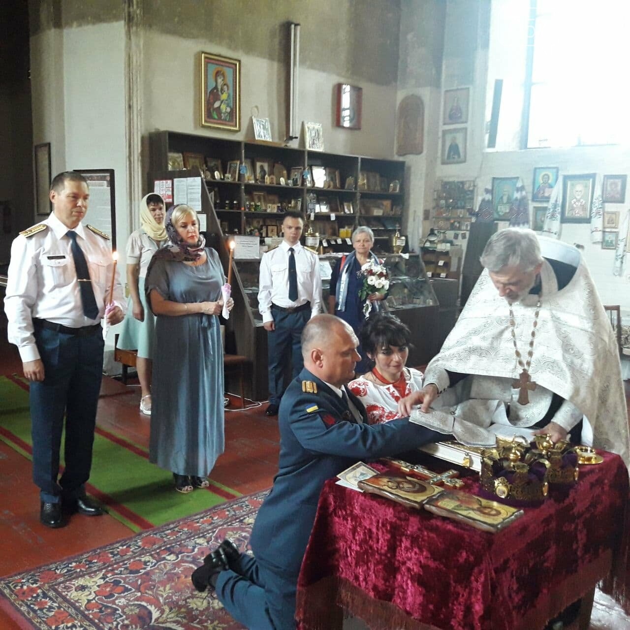 Гарнизоны, война и любовь: в Харькове «Киборг», оборонявший Донецкий аэропорт, обвенчался с супругой после 25 лет брака, - ФОТО, фото-7