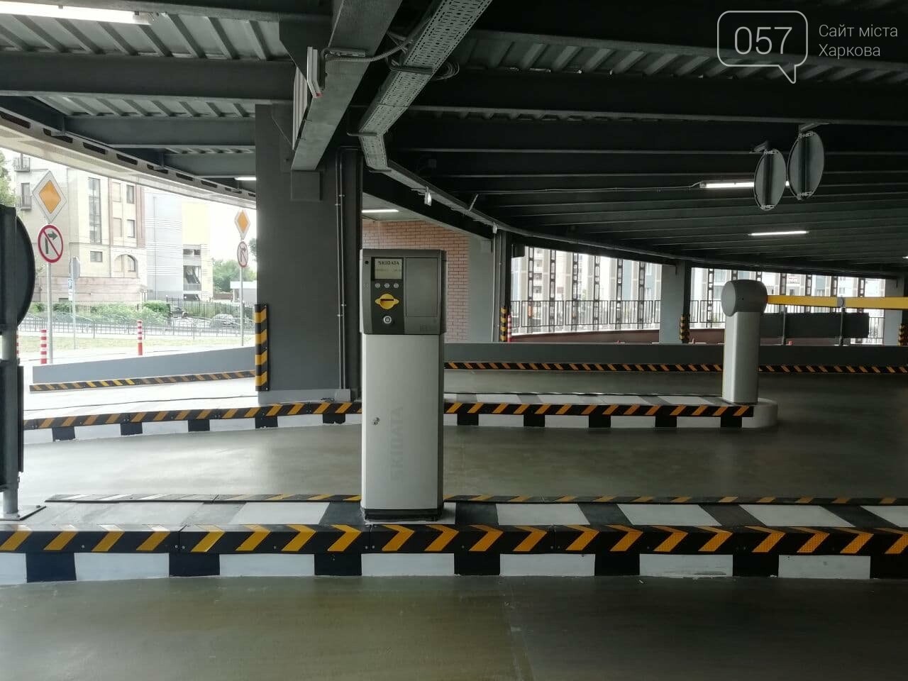 Как работает многоуровневый паркинг в центре Харькова, - ФОТОРЕПОРТАЖ, фото-16