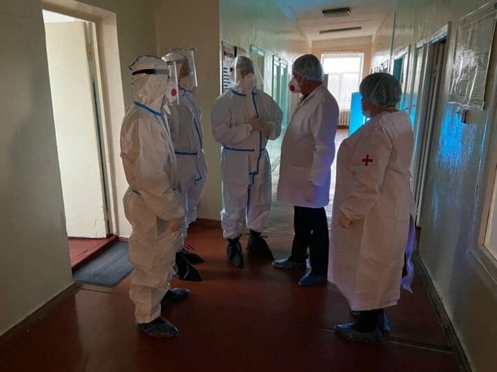 В Валковской больнице закончились места для пациентов с коронавирусом: принимают только 