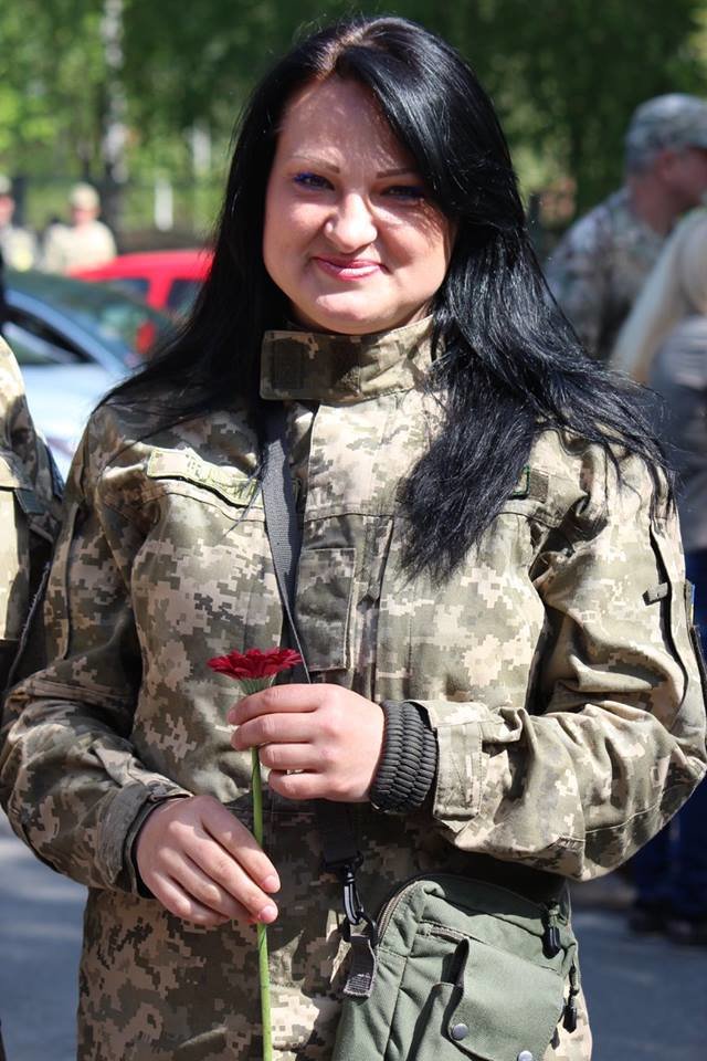 Путь от домохозяйки до пулеметчицы: история добровольца из..., фото-8 Путь от домохозяйки до пулеметчицы: история добровольца из Харькова Яны Червоной (ФОТО), фото-8