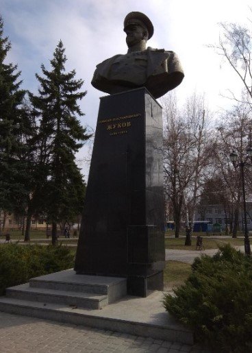 Закон о декоммунизации. Почему в Харькове не спешат сносит..., фото-2 Закон о декоммунизации. Почему в Харькове не спешат сносить памятники и мемориальные доски коммунистам, - ФОТО, фото-2