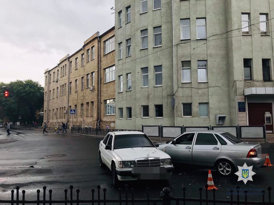 фото: патрульная полиция Харькова фото: патрульная полиция Харькова