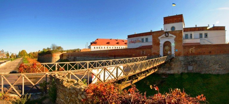 Экскурсии из Харькова: замок с призраками, тоннель любви и..., фото-6 Экскурсии из Харькова: замок с призраками, тоннель любви и горный карьер, - ФОТО, фото-6