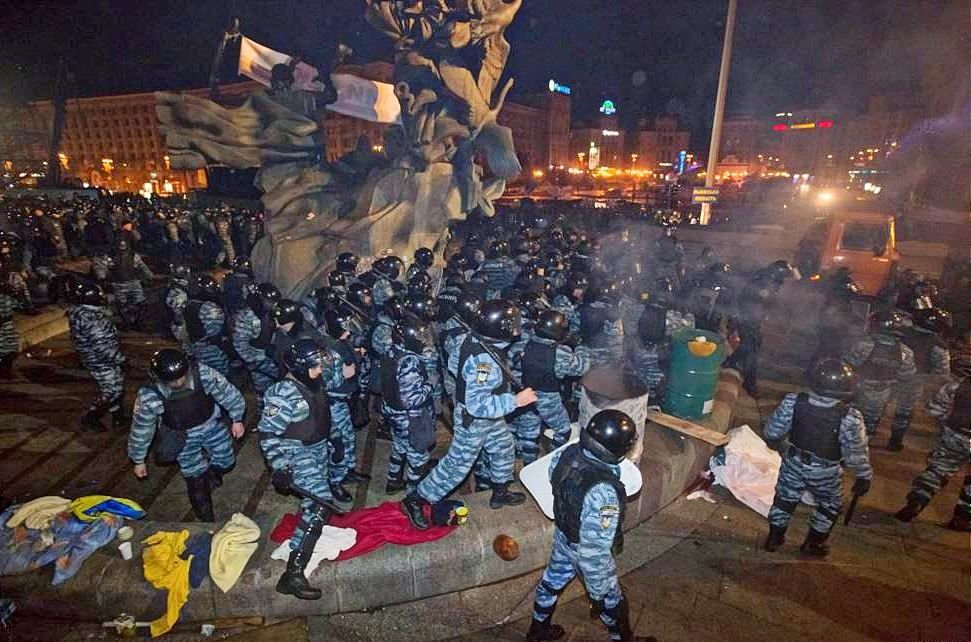 Харьковские соглашения, ядерное оружие и убийство людей: с..., фото-14 Харьковские соглашения, ядерное оружие и убийство людей: самые громкие скандалы с президентами Украины, - ФОТО, фото-14