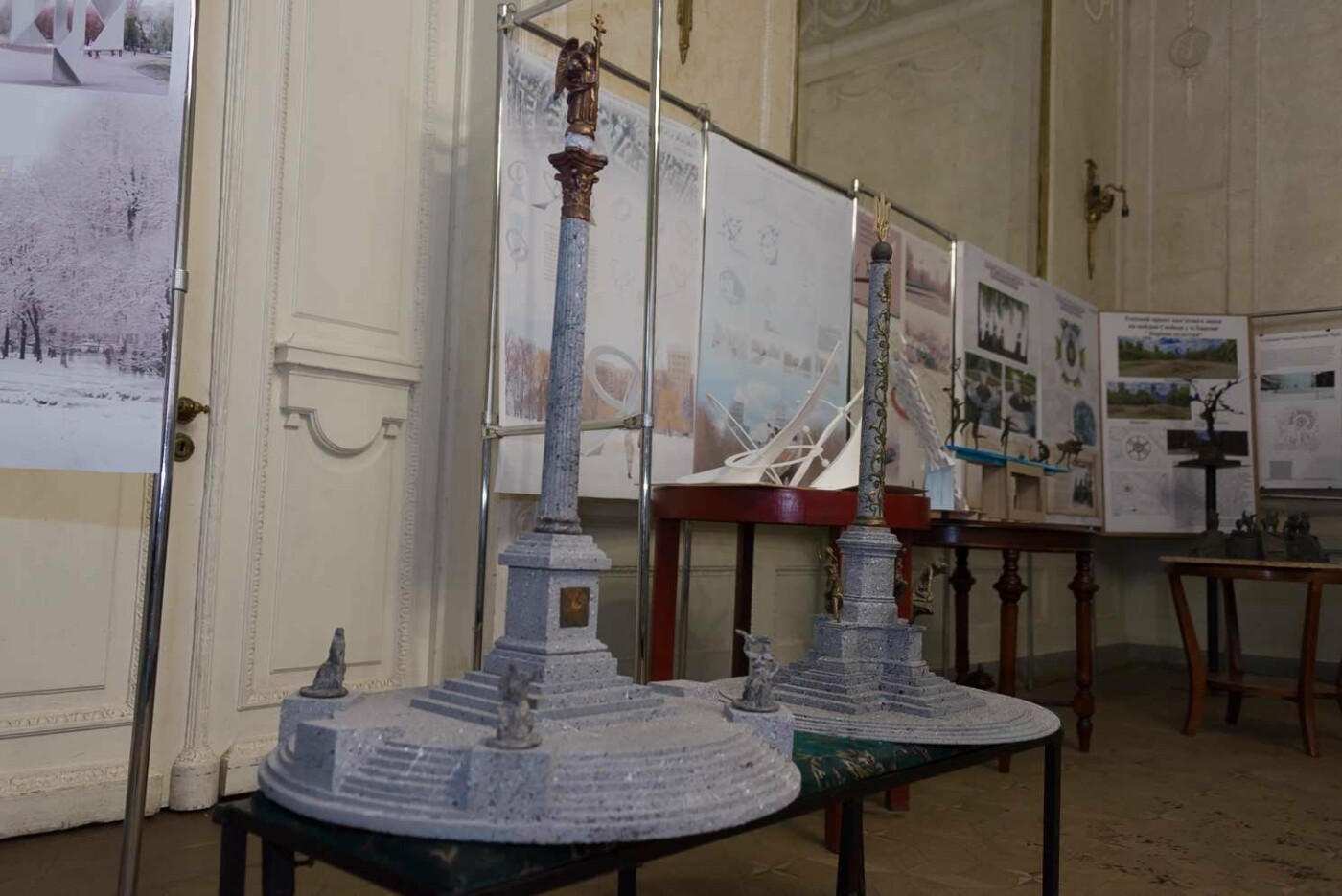 Декоммунизация, ЛГБТ-парад и «одоробло». ТОП-10 петиций Кер..., фото-4 Декоммунизация, ЛГБТ-парад и «одоробло». ТОП-10 петиций Кернесу за последние пять лет, - ФОТО, фото-4