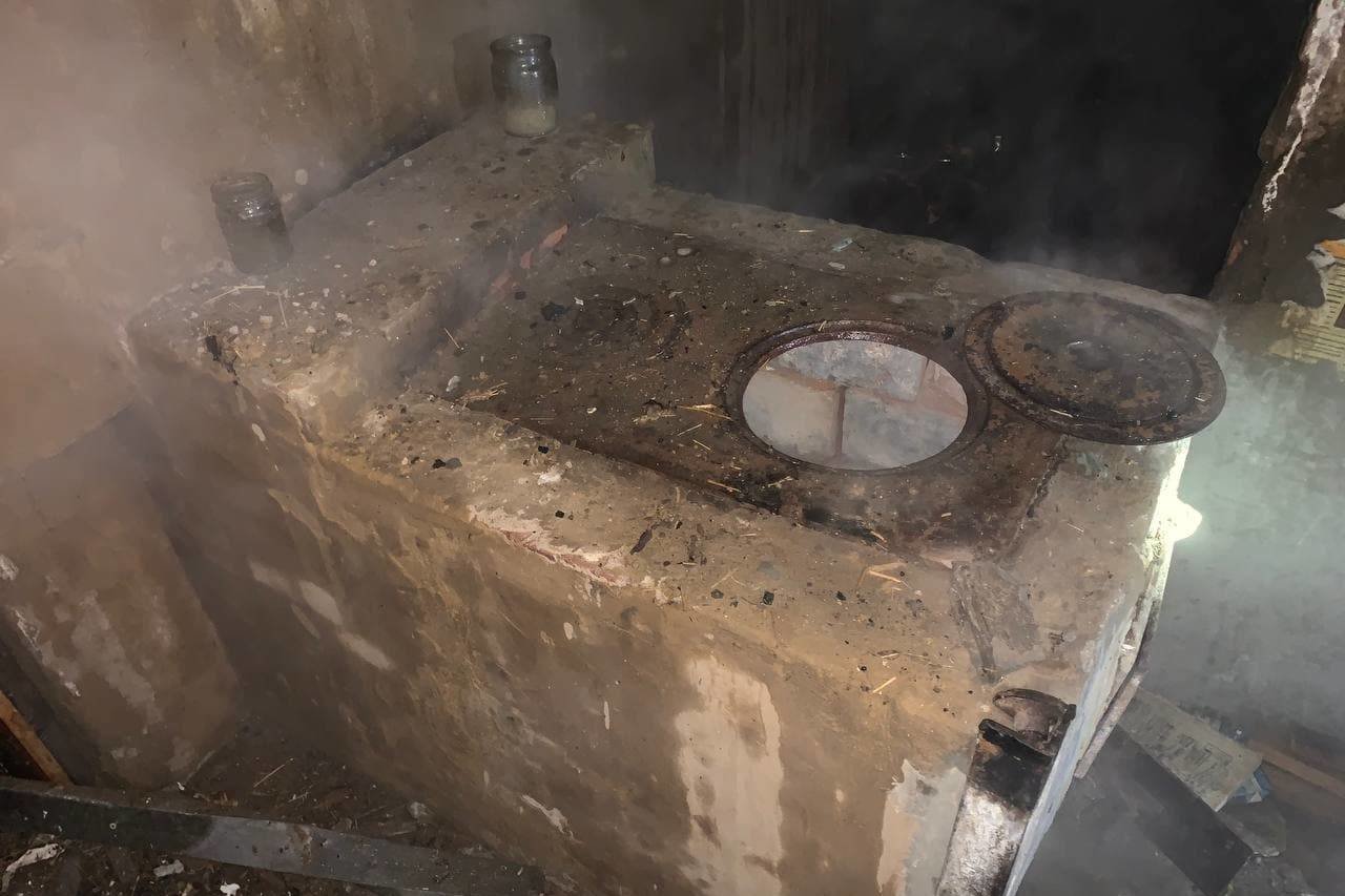 На Харьковщине бойцы ГСЧС спасли из пожара пожилую супружескую пару, - ФОТО, фото-2