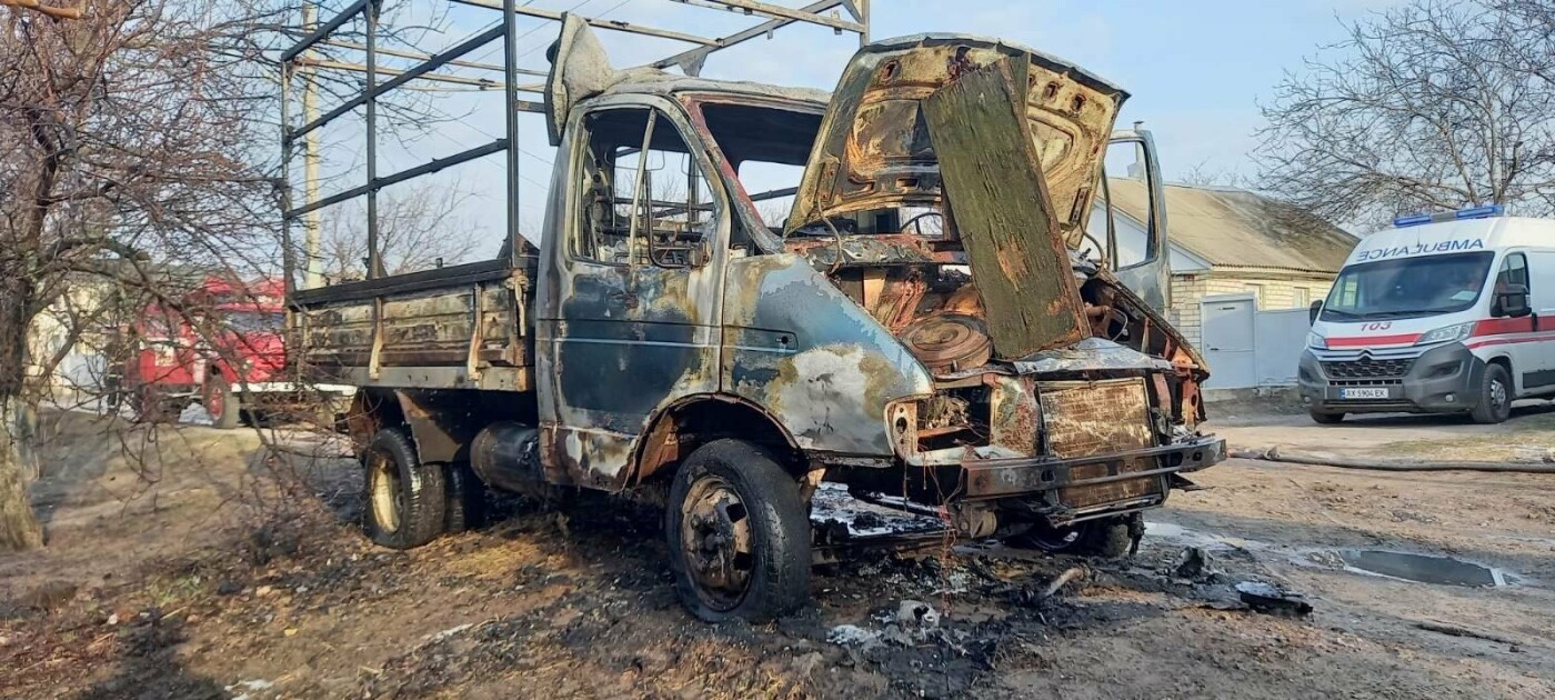 В Харькове возле частного сектора загорелась "Газель", - ФОТО, фото-2