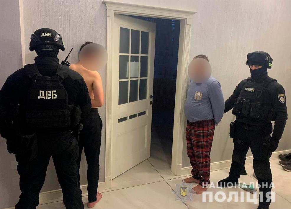 Убивали пенсионеров и наркозависимых ради квартир: в Харькове спецназ «накрыл» ОПГ, - ФОТО, фото-1