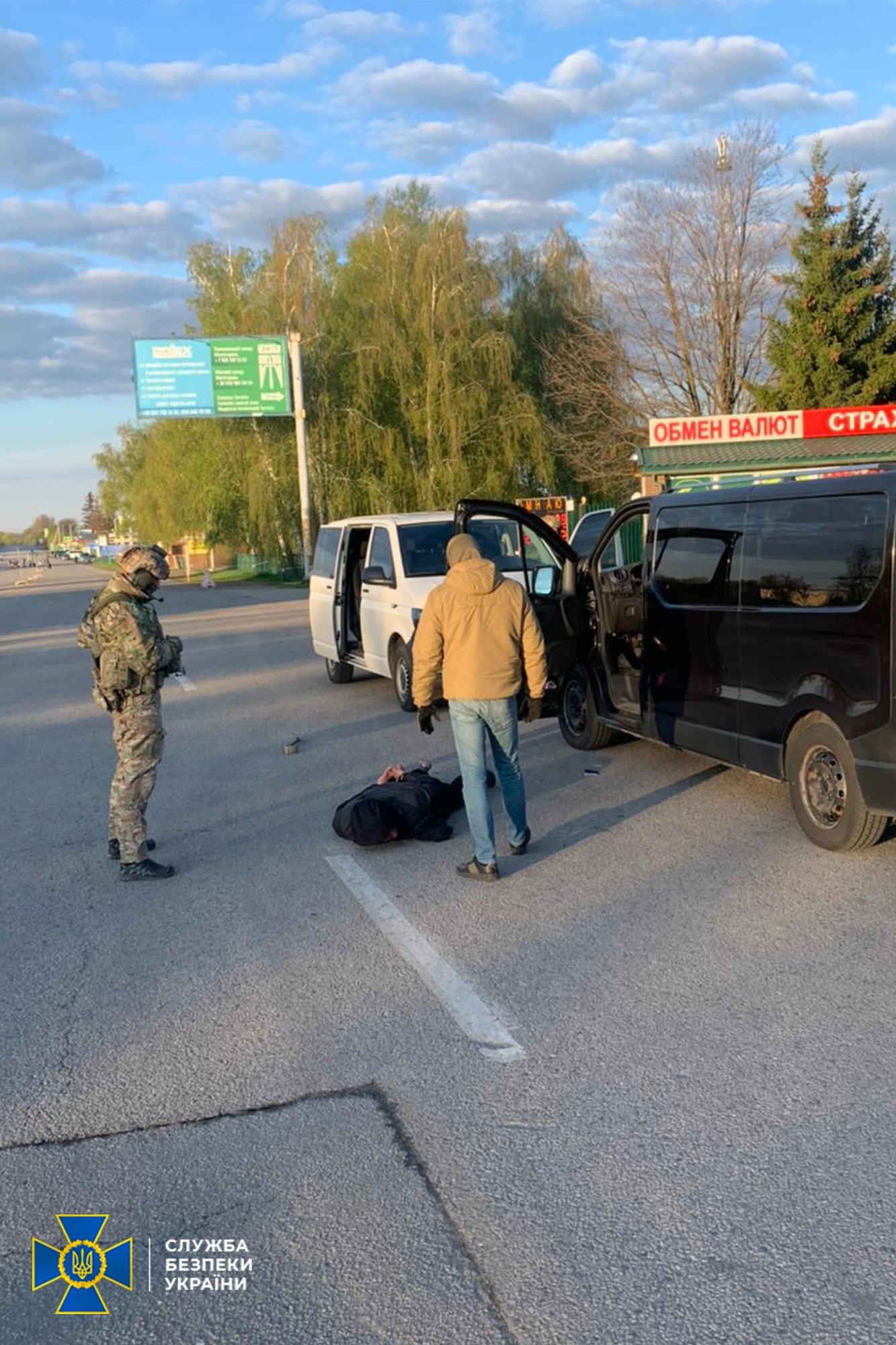 Платили налоги боевикам «Л/ДНР»: на Харьковщине СБУ «накрыла» канал нелегальных пассажирских перевозок, - ФОТО, фото-2