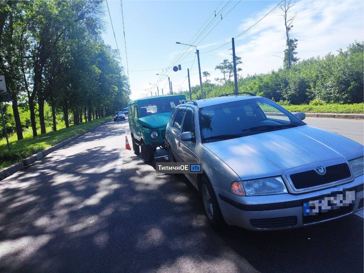 На Московском проспекте произошло тройное ДТП: пострадала пассажирка одной из машин, - ФОТО