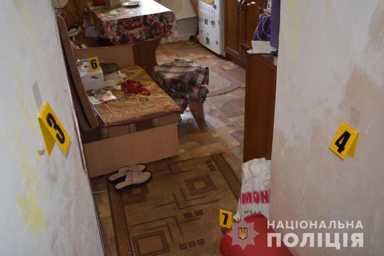 Семь раз ударил топором и скрывался от полиции: на Харьковщине житель другой области жестоко убил пенсионерку, - ФОТО, фото-1