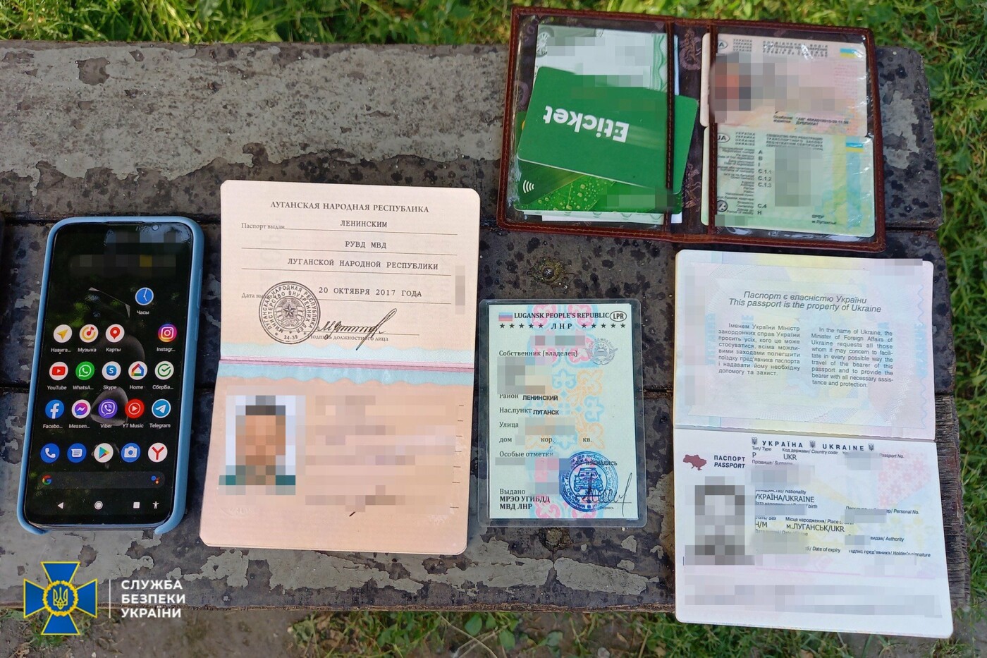 Фейковая конституция и подрывная деятельность: на Харьковщине СБУ задержала бывшего «депутата» боевиков «Л/ДНР», - ФОТО, фото-4