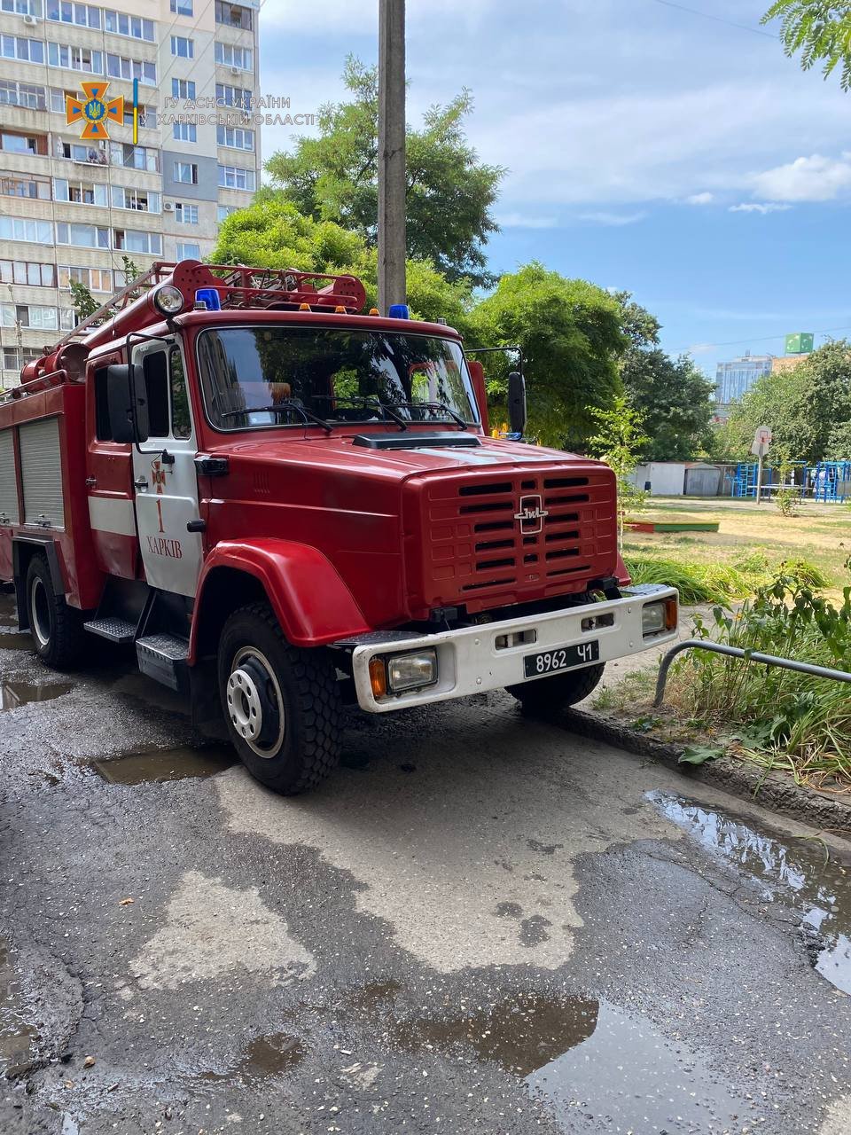 В Харькове спасатели более полутора часов тушили пожар в жилом многоэтажном доме, - ФОТО, фото-1