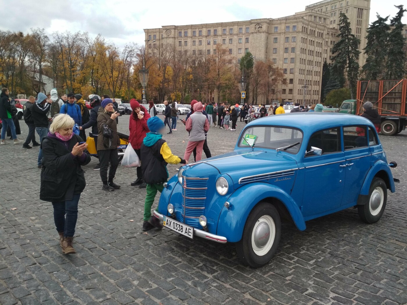В Харькове прошла выставка винтажной техники: были представлены почти 100-летние автомобили, - ФОТОРЕПОРТАЖ