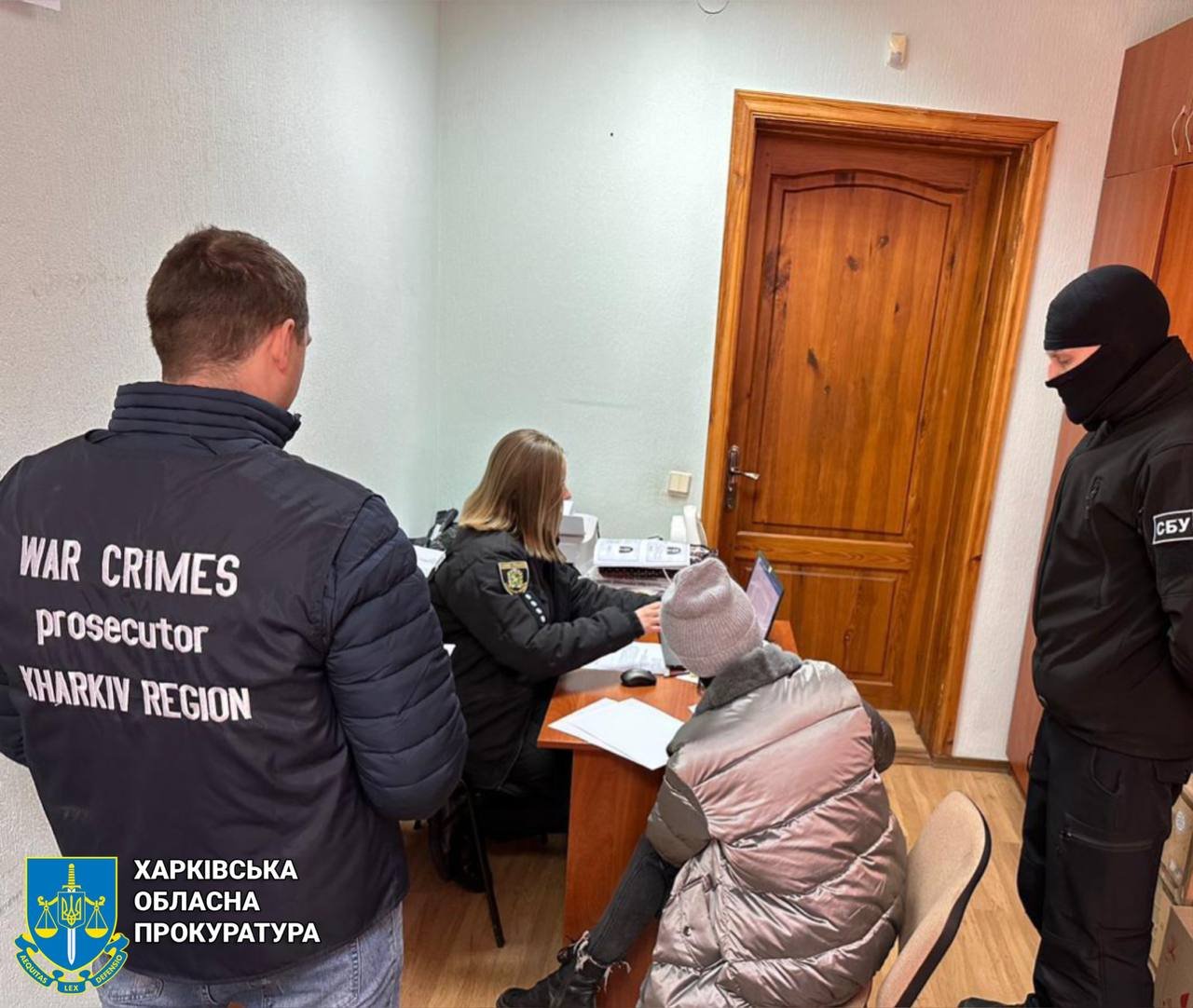 На Харківщині викрили колаборантку, яка переоформлювала документи підприємців за законодавством РФ, - ФОТО