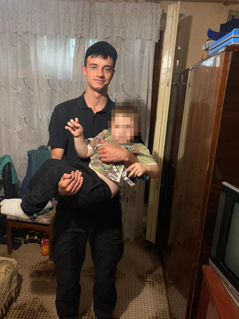 Був у супермаркеті із знайомим матері: у Харкові знайшли зниклого 3-річного хлопчика, - ФОТО