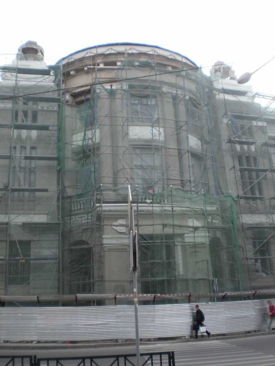 В Харькове наконец-то начали ремонтировать фасады старых зданий (ФОТО) (фото) - фото 7