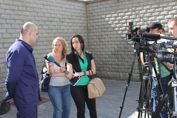 img 076_3 img 076_3