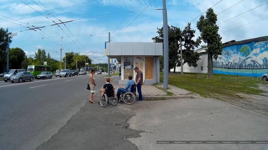 В Харькове ловят на живца водителей маршруток, которые игнорируют инвалидов (ФОТО) (фото) - фото 1